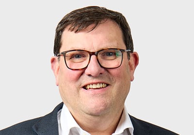 Ian-Mackinnon