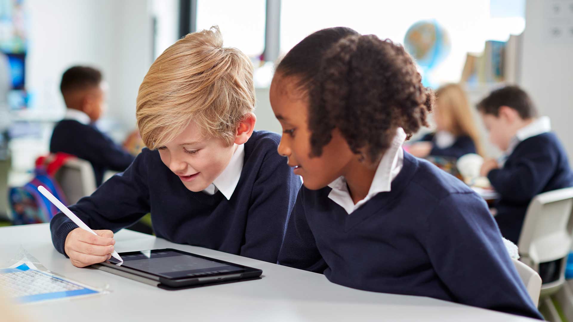 Supporting-Councils-and-Local-Authorities---img-2